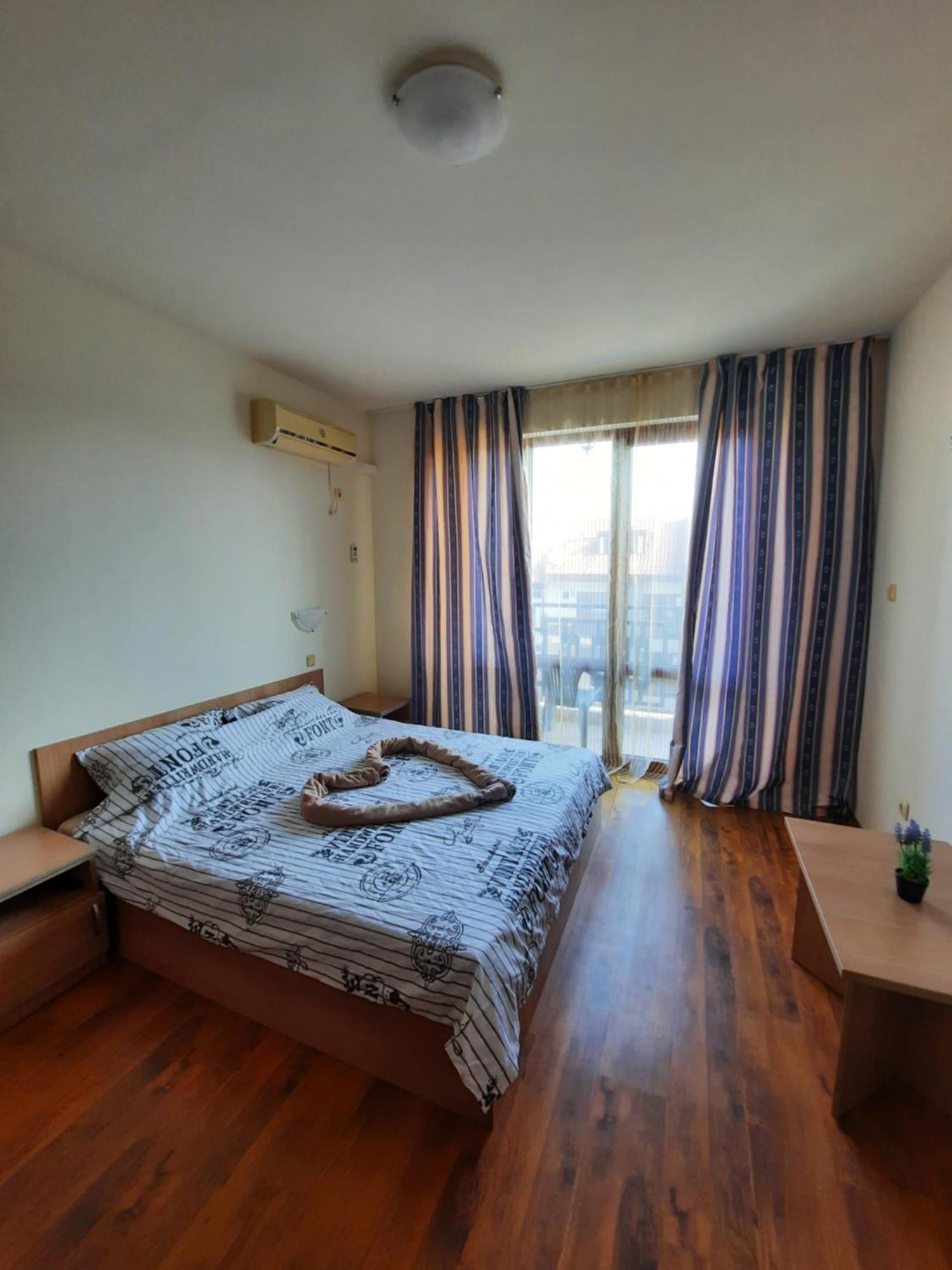 Apartamento Апатаменти За Гости Sunshine И Glory Sveti Vlas Exterior foto