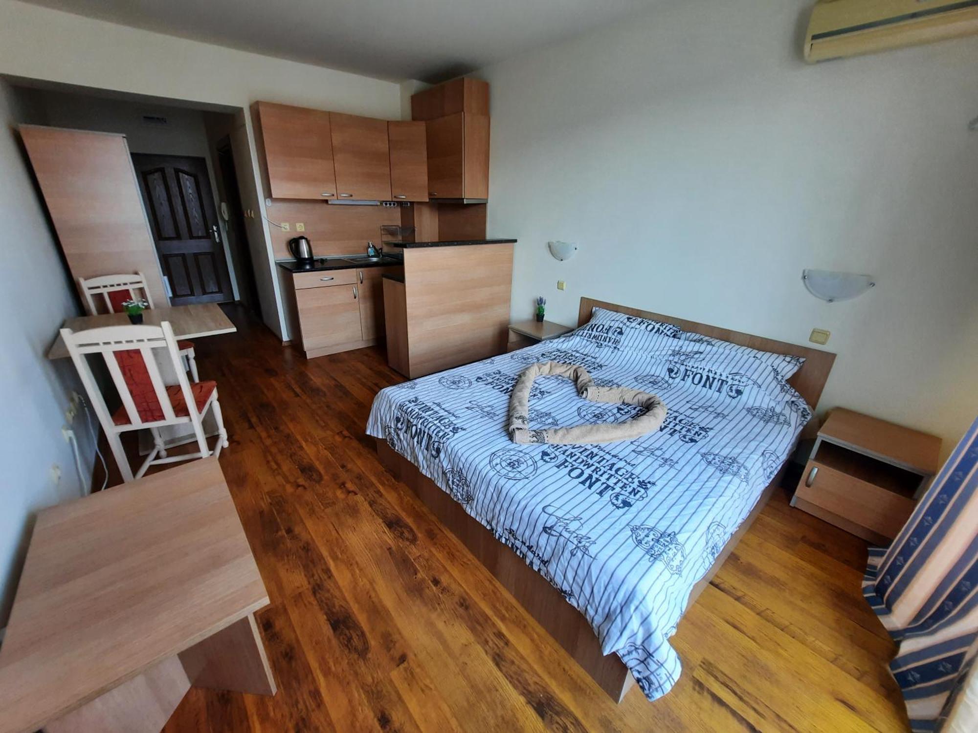 Apartamento Апатаменти За Гости Sunshine И Glory Sveti Vlas Exterior foto