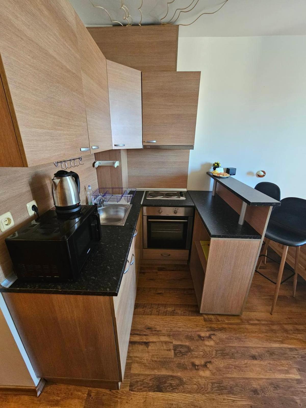 Apartamento Апатаменти За Гости Sunshine И Glory Sveti Vlas Exterior foto